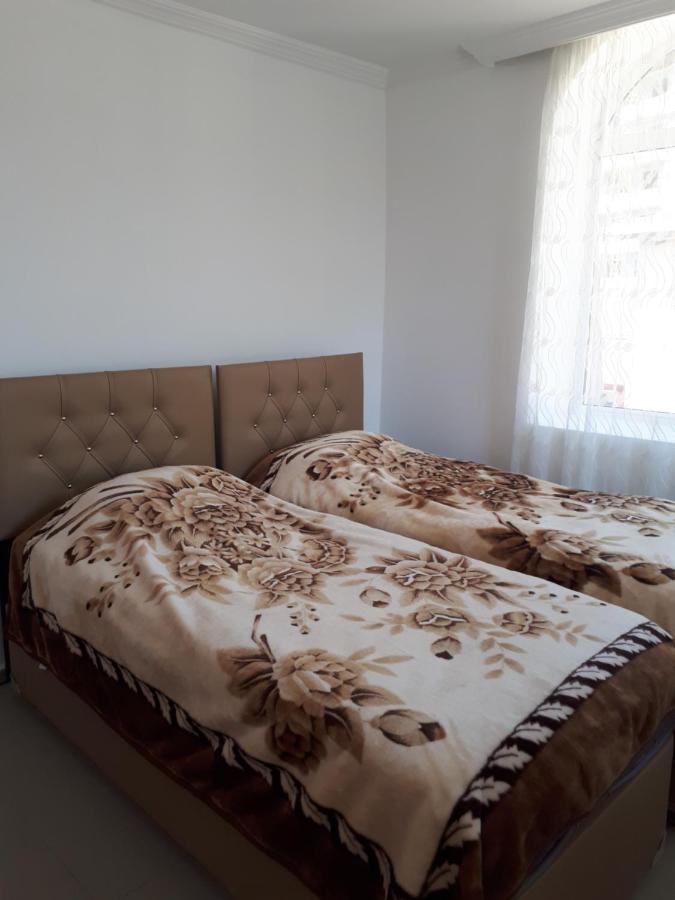 Home Batumi Bagian luar foto