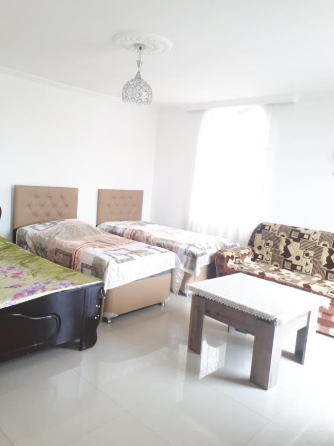 Home Batumi Bagian luar foto