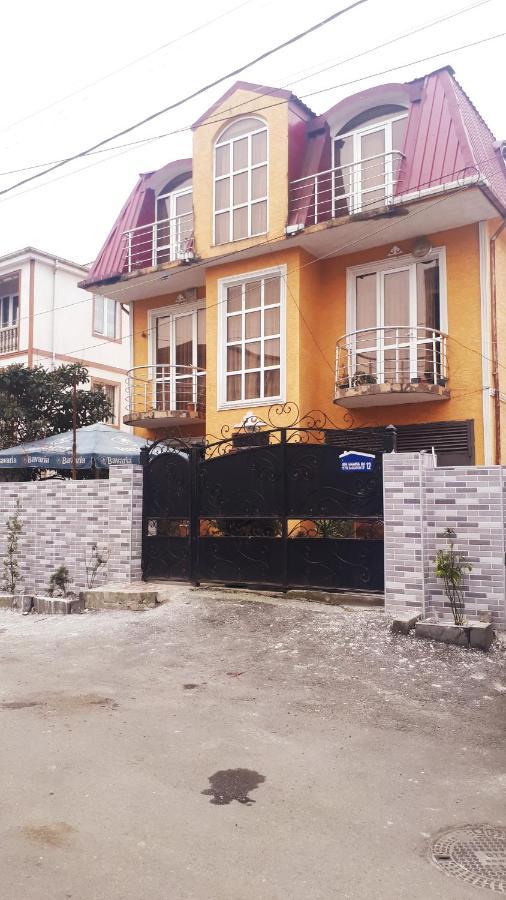 Home Batumi Bagian luar foto
