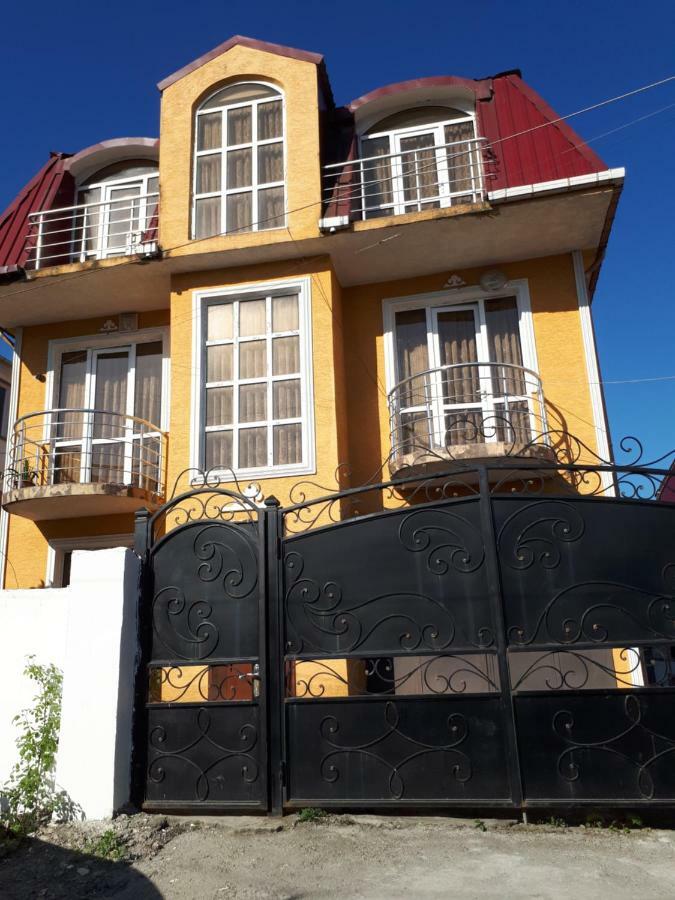 Home Batumi Bagian luar foto